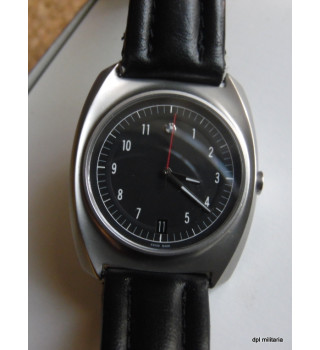 *Montre automatique BMW.*