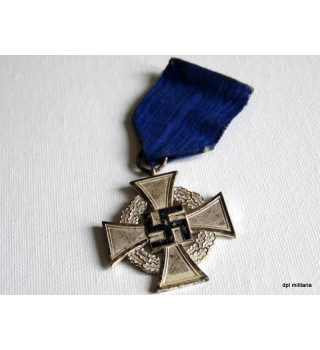 *Médaille 25 ans de service*