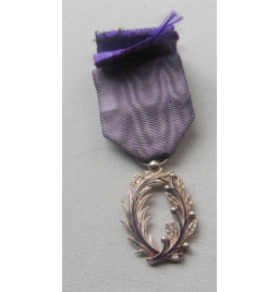 *Médaille palme académique